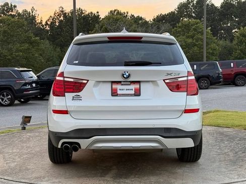 Used 2017 BMW X3 sDrive28i RWD image 6