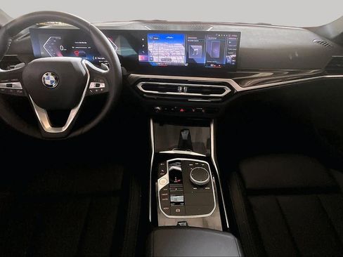 Used 2024 BMW 330i Sedan w/ Convenience Package RWD image 14