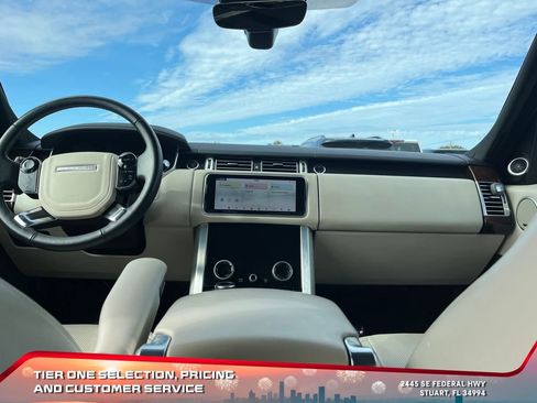 Used 2020 Land Rover Range Rover HSE image 15
