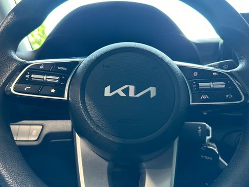 Used 2024 Kia Forte LXS FWD image 22