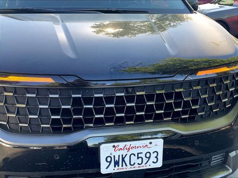 Used 2026 Kia Carnival SX Prestige image 31