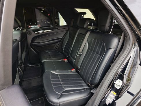 Used 2018 Mercedes-Benz GLE 350 w/ Premium 1 Package image 29