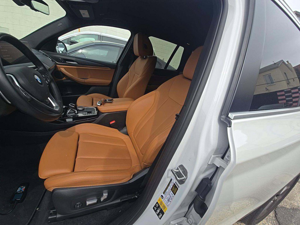 Used 2023 BMW X3 xDrive30i w/ Premium Package w/ZPA AWD/4WD image 8