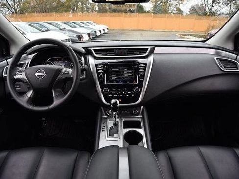 Certified 2024 Nissan Murano SV image 8