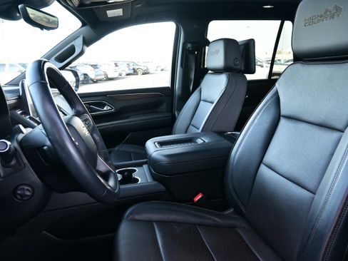 Used 2024 Chevrolet Tahoe High Country w/ Advanced Technology Package image 28