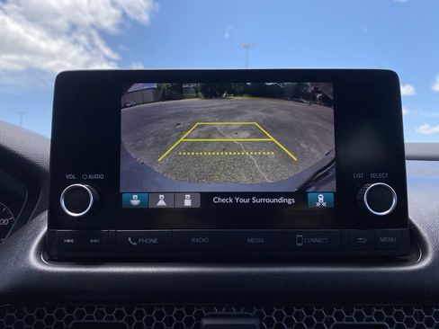Used 2022 Toyota Tundra SR5 w/ Convenience Package RWD image 23