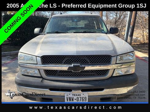 Used 2005 Chevrolet Avalanche LS w/ Onstar Plus Package image 2
