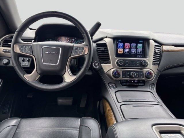 Used 2017 GMC Yukon Denali AWD/4WD image 17