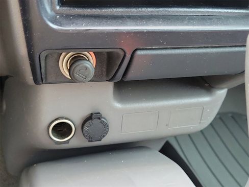 Used 2004 Toyota Tacoma PreRunner image 22