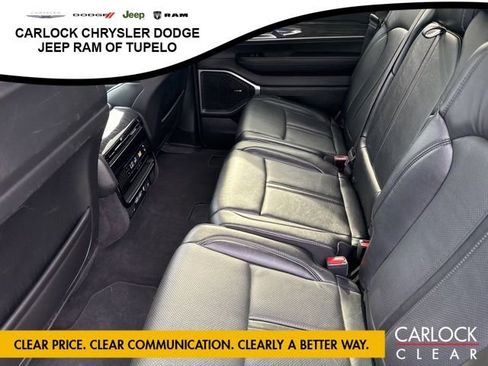 Used 2022 Jeep Wagoneer Series II AWD/4WD image 29