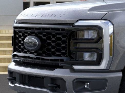 New 2026 Ford F250 XLT w/ XLT Premium Package image 17