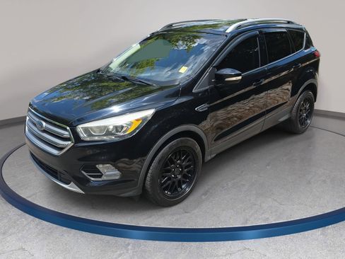 Used 2017 Ford Escape Titanium FWD image 1