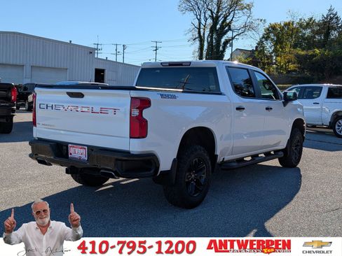 Used 2021 Chevrolet Silverado 1500 LT Trail Boss w/ Bed Protection Package image 3
