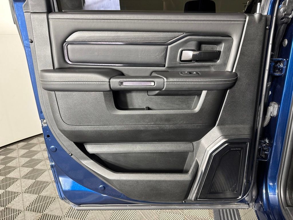 Certified 2024 RAM 2500 Limited AWD/4WD image 33