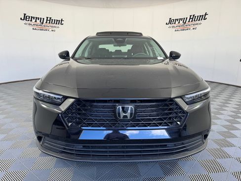 Used 2026 Honda Accord SE image 5