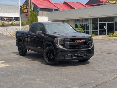 Used 2023 GMC Sierra 1500 Pro w/ Graphite Edition