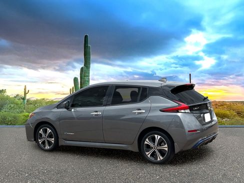 Used 2019 Nissan Leaf SL Plus FWD image 4