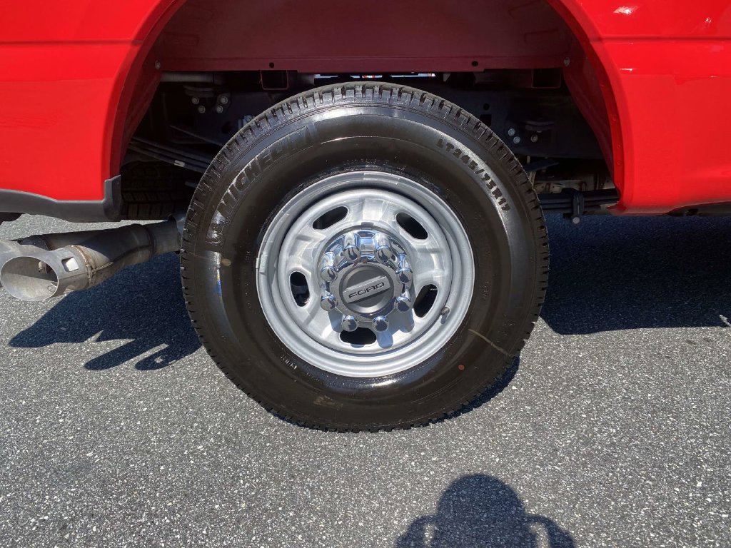 Used 2026 Ford F350 XL w/ XL Chrome Package RWD image 9