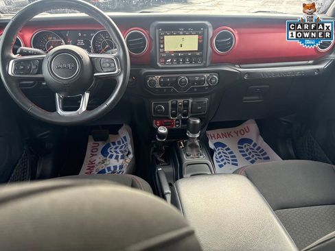 Used 2023 Jeep Wrangler Unlimited Rubicon w/ Cold Weather Group image 30