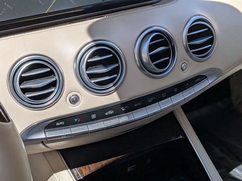 Used 2017 Mercedes-Benz S 550 Cabriolet image 23