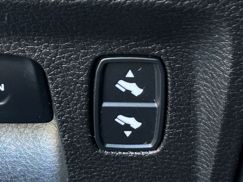 Certified 2021 RAM 1500 Big Horn image 25