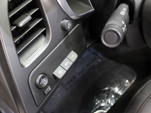 Used 2016 Chevrolet Corvette Stingray Coupe w/ 2LT Preferred Equipment Group image 37