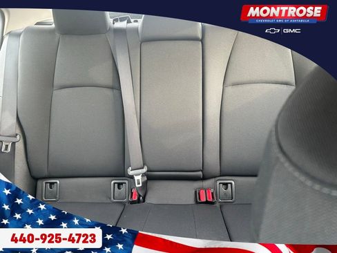 Used 2022 Toyota Corolla LE image 19