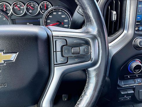 Used 2021 Chevrolet Silverado 1500 LT w/ Bed Protection Package AWD/4WD image 13