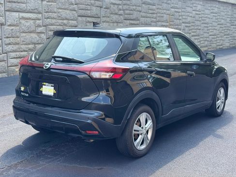 Used 2021 Nissan Kicks S FWD image 6
