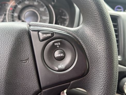 Used 2016 Honda CR-V SE image 25