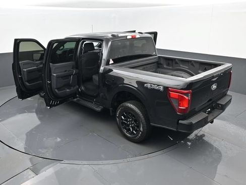 Used 2024 Ford F150 XLT w/ XLT Black Appearance Package AWD/4WD image 25