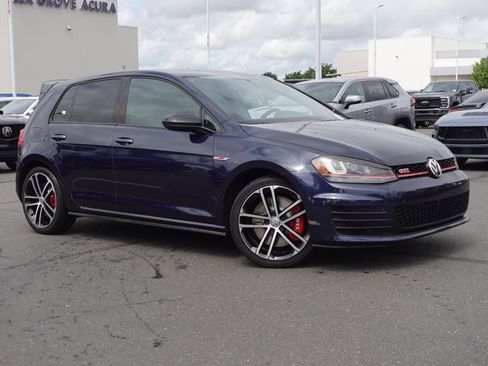 Used 2017 Volkswagen GTI Sport FWD image 5