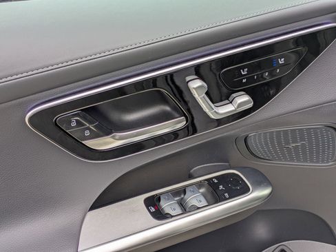 New 2026 Mercedes-Benz GLC 300 image 15