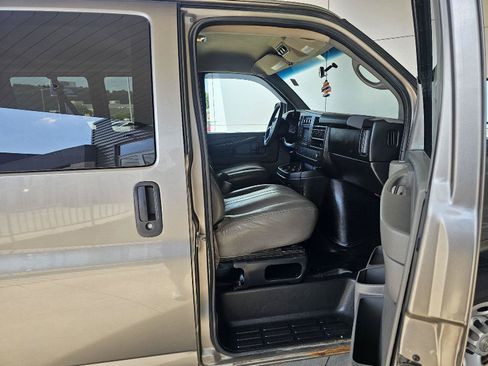Used 2012 Chevrolet Express 3500 LS w/ Power Package RWD image 12