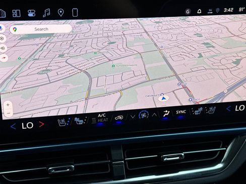 New 2026 Chevrolet Equinox EV LT w/ Convenience Package II image 18