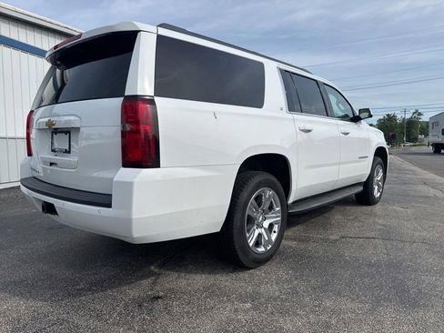 Used 2018 Chevrolet Suburban LT AWD/4WD image 7