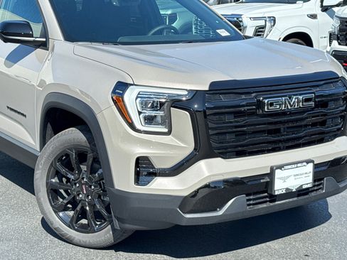 Used 2026 GMC Terrain Elevation w/ Black Edition AWD/4WD image 3