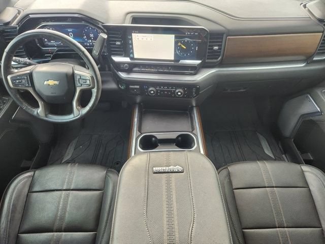 Used 2024 Chevrolet Silverado 3500 High Country w/ Technology Package AWD/4WD image 27