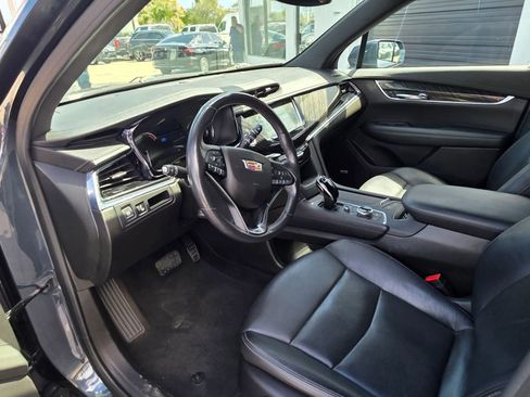 Used 2020 Cadillac XT6 Premium Luxury AWD/4WD image 10