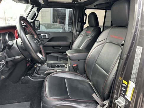 Used 2021 Jeep Gladiator Rubicon AWD/4WD image 13