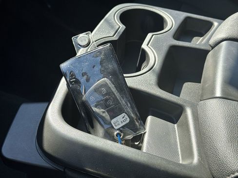 Used 2024 Chevrolet Silverado 2500 LTZ image 34