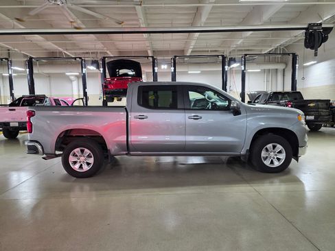 Used 2025 Chevrolet Silverado 1500 LT RWD image 8