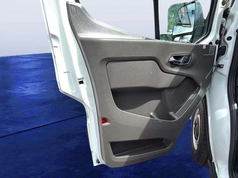 Used 2020 Ford Transit 250 Low Roof RWD image 20