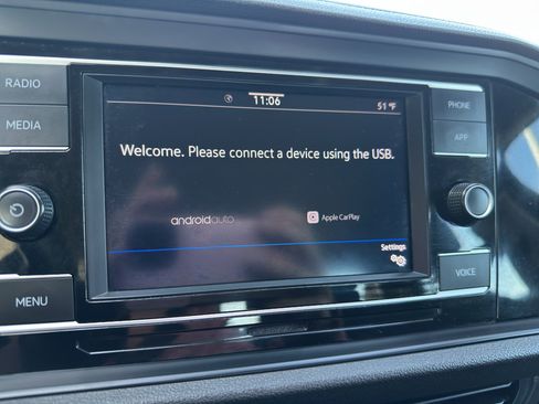 Used 2024 Volkswagen Jetta S image 19