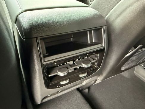 New 2025 Jeep Grand Cherokee Limited w/ Black Appearance Package image 26