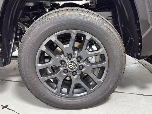 New 2026 Toyota Tundra Platinum image 23