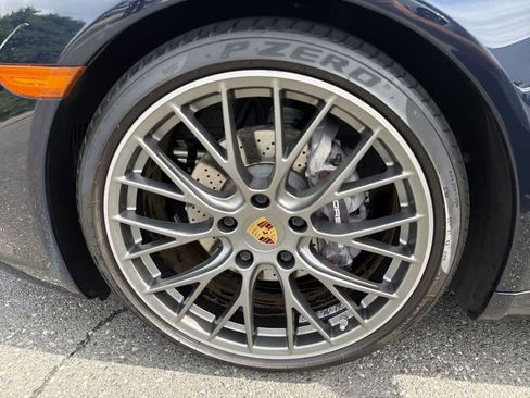 Used 2017 Porsche 911 Carrera RWD image 16