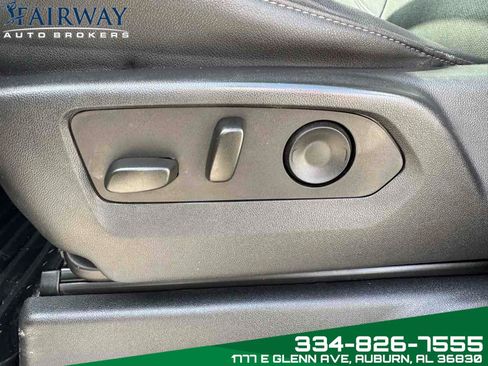 Used 2024 Chevrolet Silverado 2500 LTZ w/ LTZ Convenience Package image 16