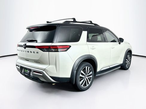 Used 2022 Nissan Pathfinder Platinum w/ Cargo Package FWD image 9