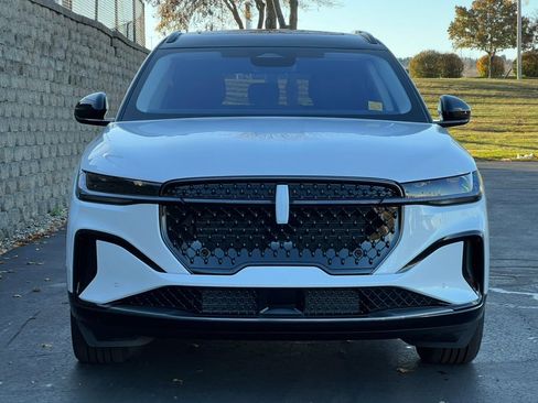 New 2026 Lincoln Nautilus Reserve w/ Jet Appearance Package image 39